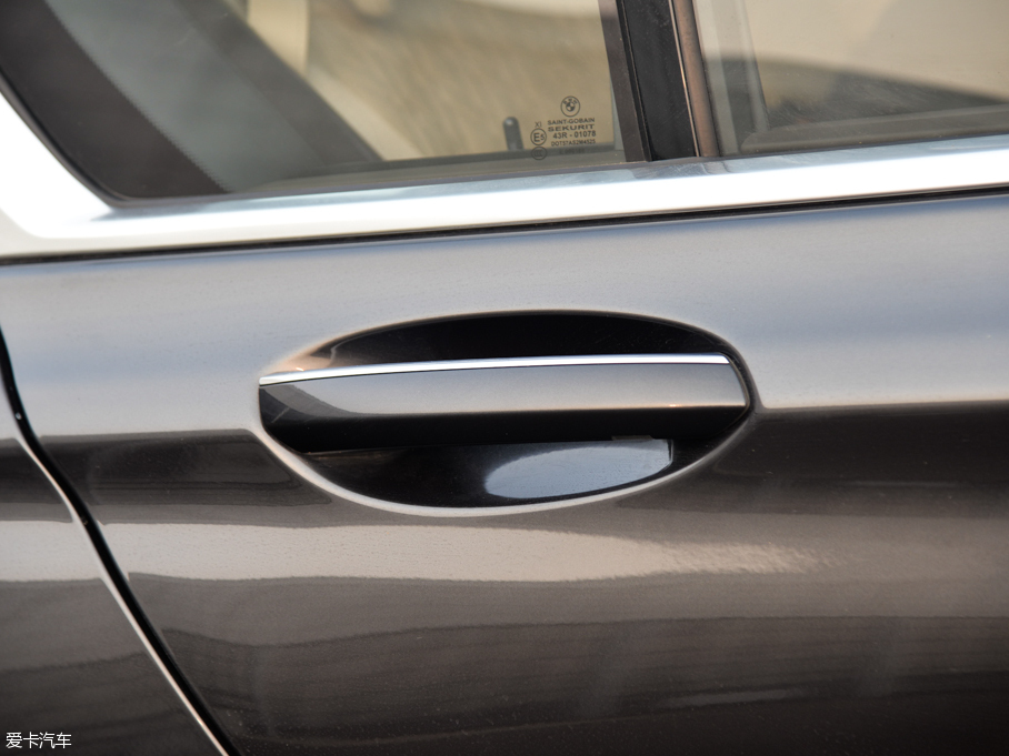 2016R7ϵ 750Li xDrive