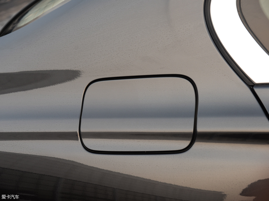 2016R7ϵ 750Li xDrive