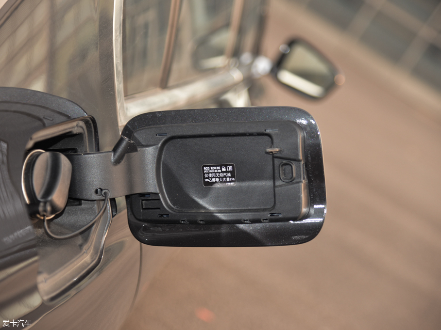 2016R7ϵ 750Li xDrive