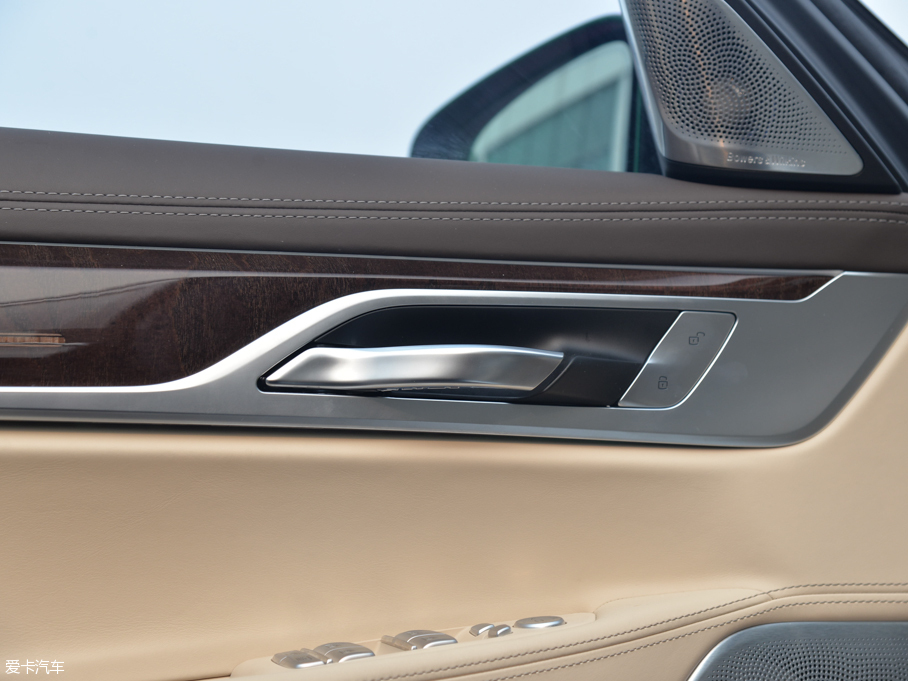 2016R7ϵ 750Li xDrive