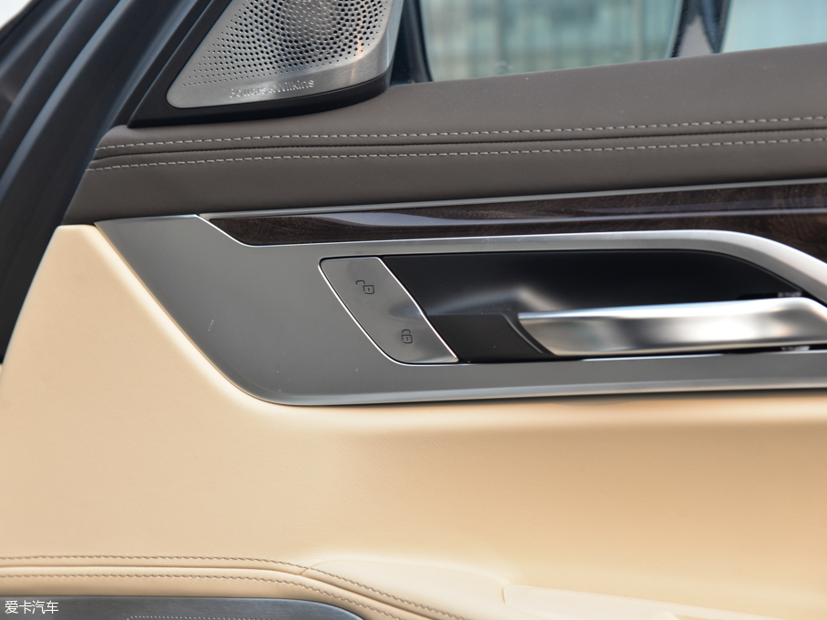 2016R7ϵ 750Li xDrive