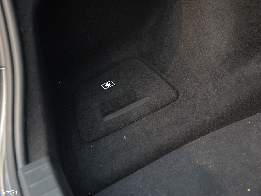 2016R7ϵ 750Li xDrive