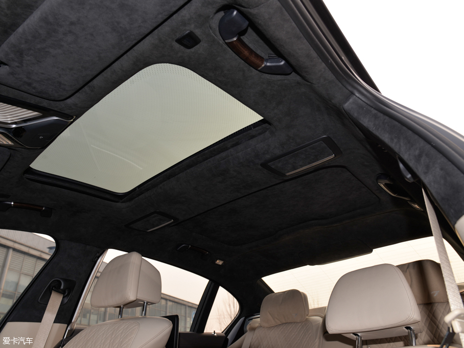 2016R7ϵ 750Li xDrive