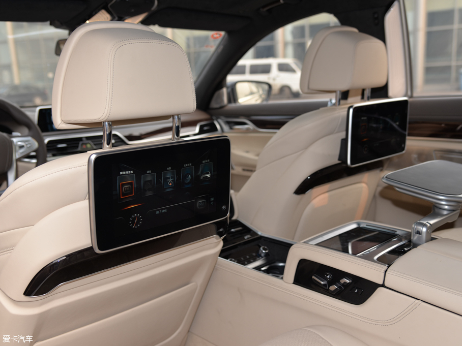 2016R7ϵ 750Li xDrive