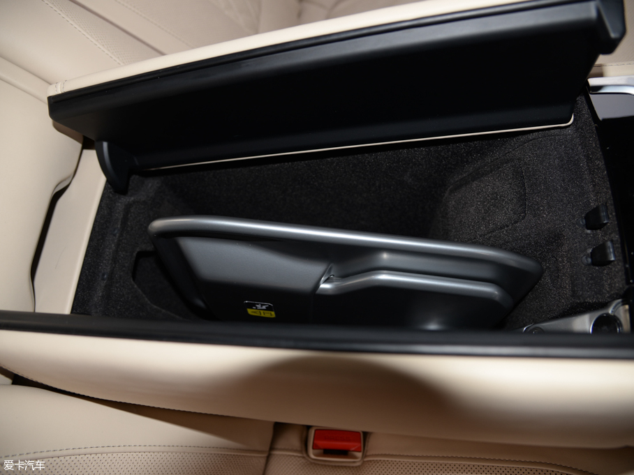 2016R7ϵ 750Li xDrive