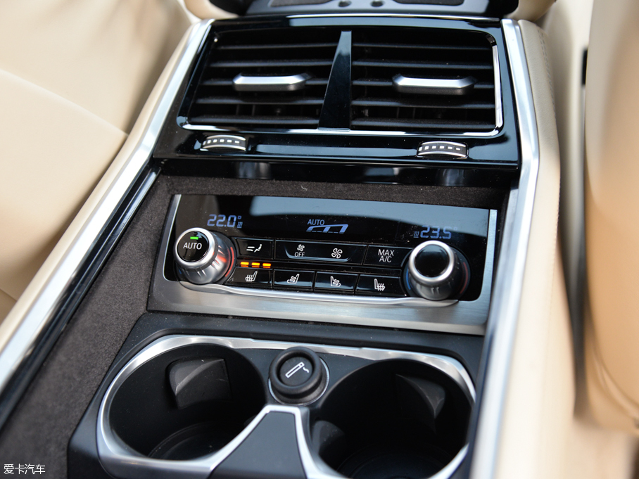 2016R7ϵ 750Li xDrive