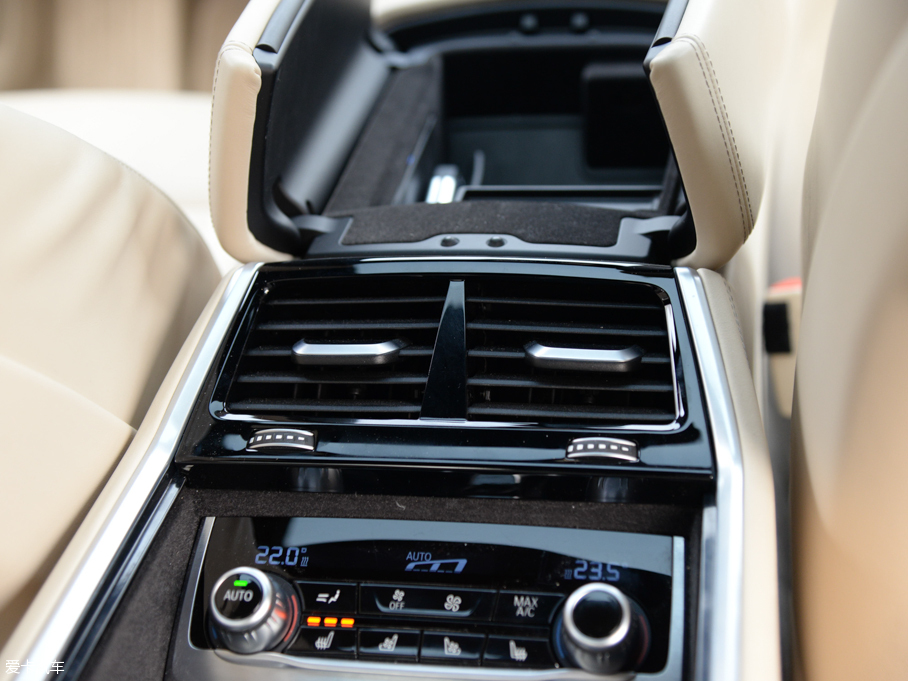 2016R7ϵ 750Li xDrive