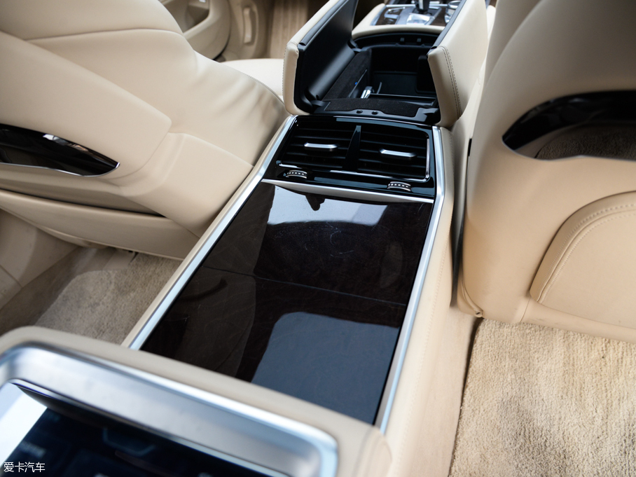 2016R7ϵ 750Li xDrive