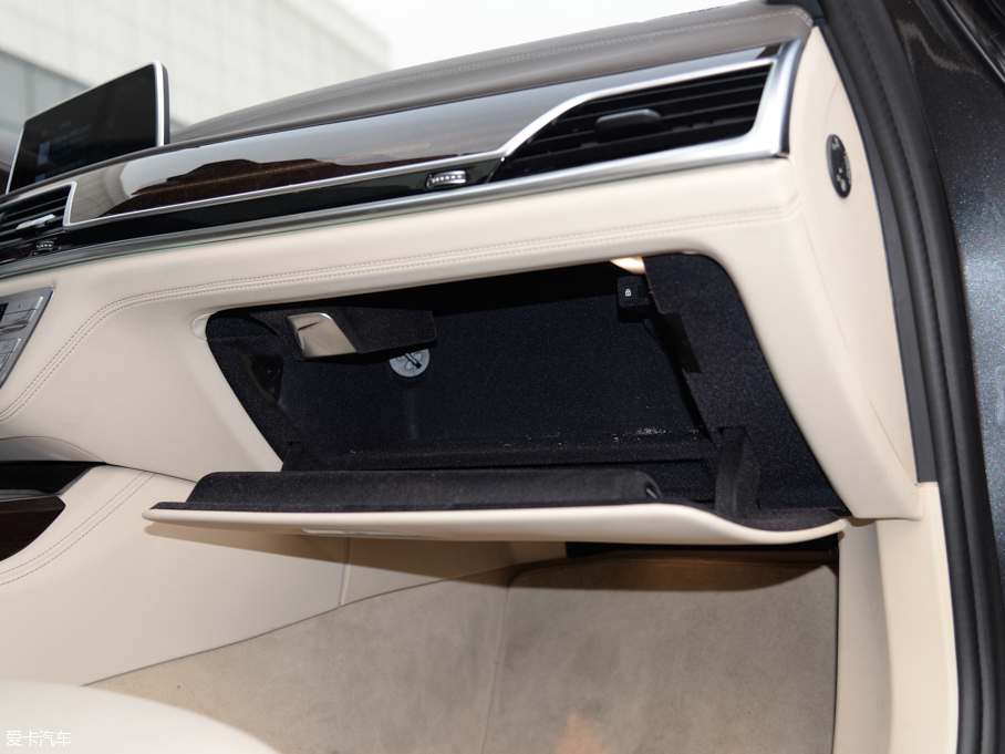 2016R7ϵ 750Li xDrive