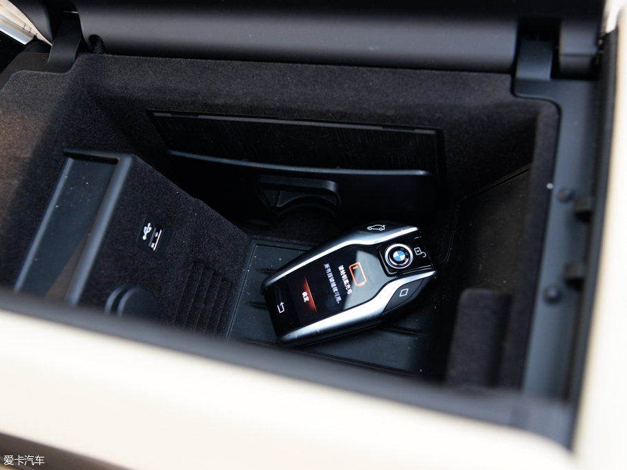 2016R7ϵ 750Li xDrive