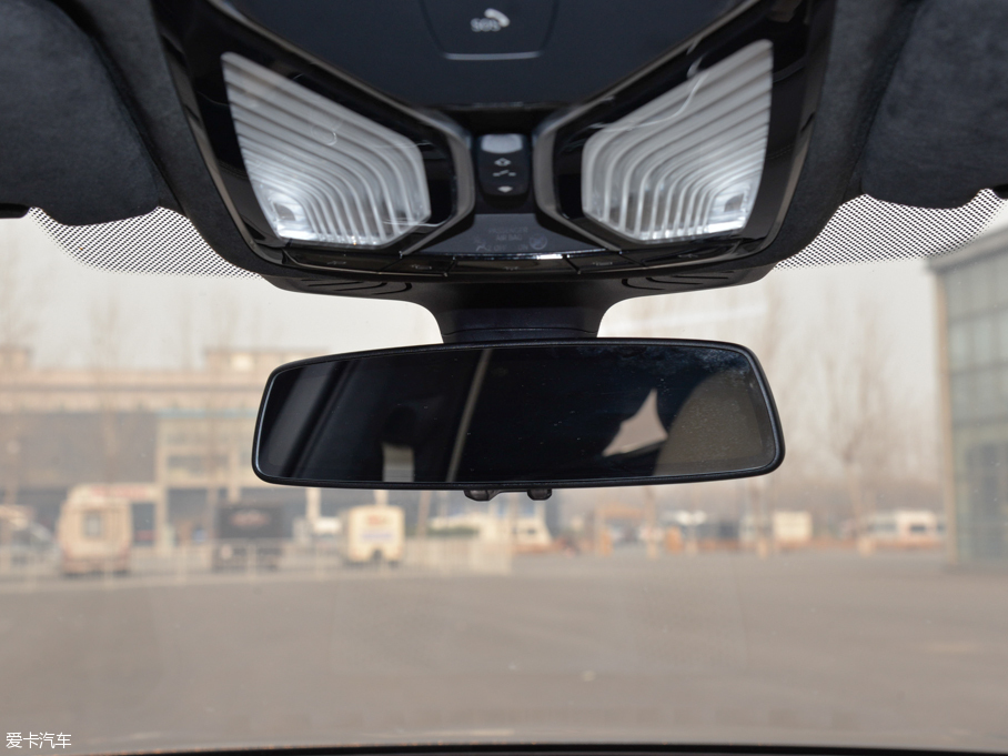 2016R7ϵ 750Li xDrive