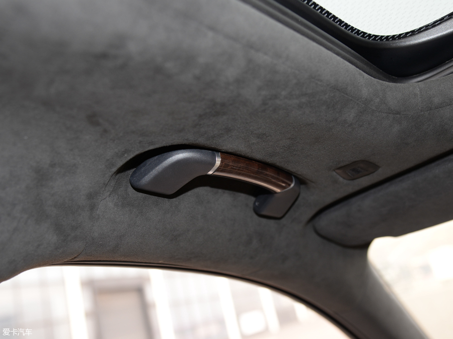 2016R7ϵ 750Li xDrive