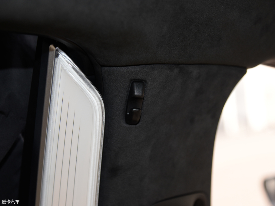 2016R7ϵ 750Li xDrive