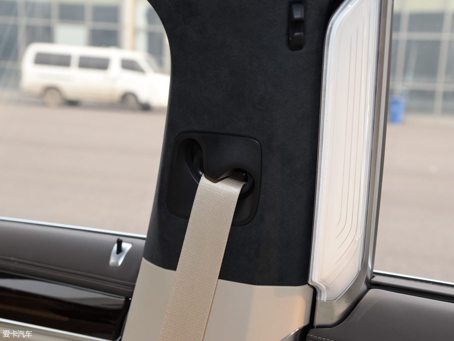 2016R7ϵ 750Li xDrive