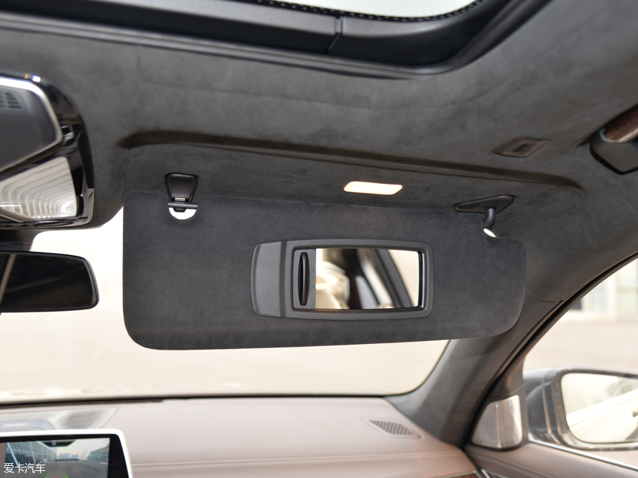 2016R7ϵ 750Li xDrive