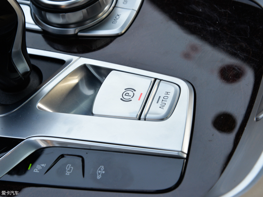 2016R7ϵ 750Li xDrive