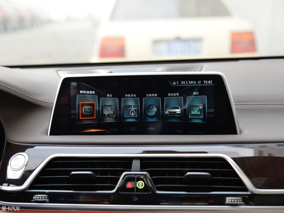 2016R7ϵ 750Li xDrive