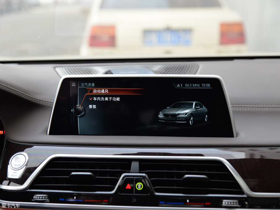 2016R7ϵ 750Li xDrive