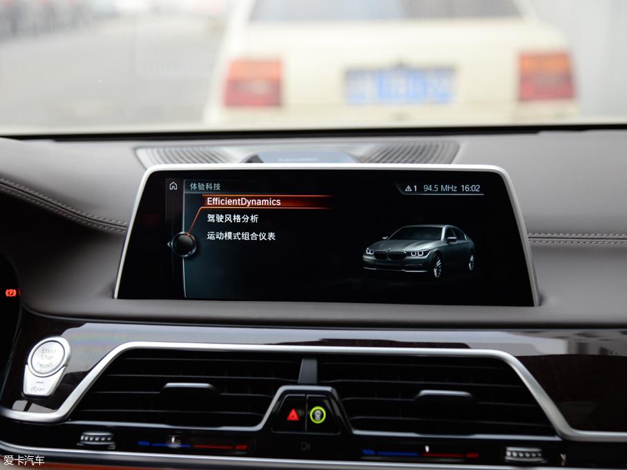 2016R7ϵ 750Li xDrive