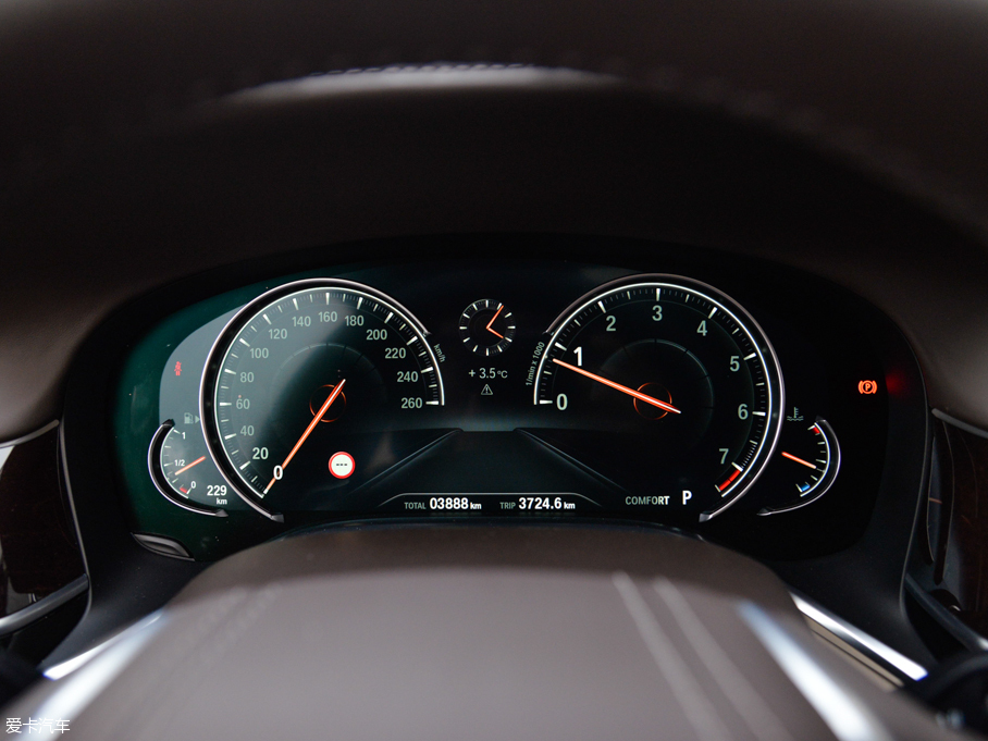 2016R7ϵ 750Li xDrive