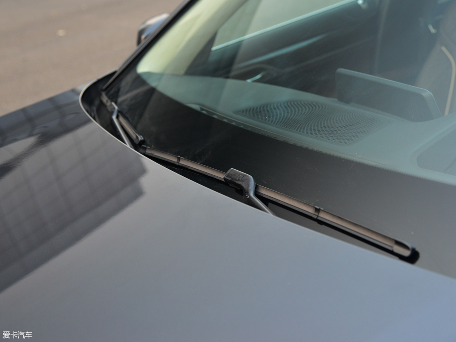 2016R7ϵ 750Li xDrive