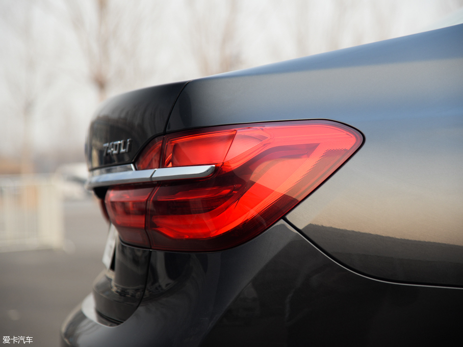 2016R7ϵ 740Li I(lng)