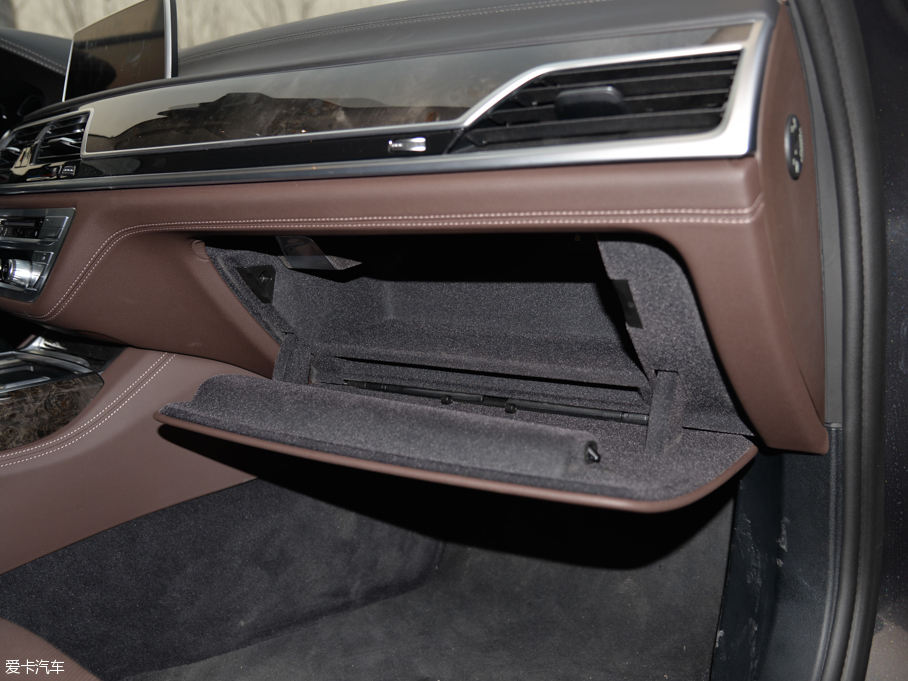 2016R7ϵ 740Li I(lng)