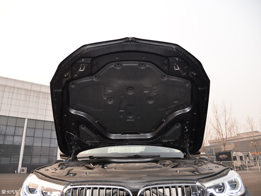 2016R7ϵ 740Li I(lng)