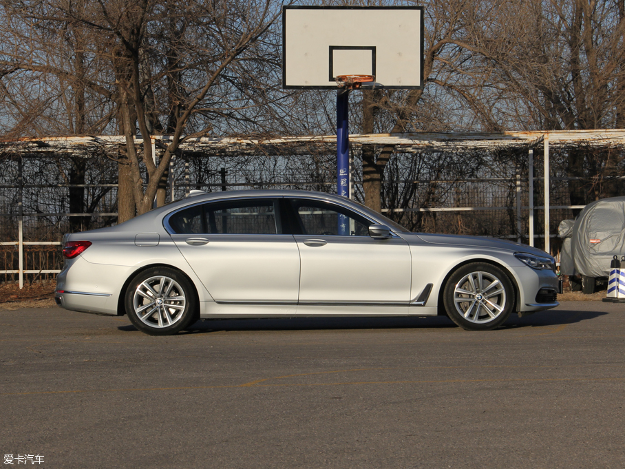 2016R7ϵ 750Li xDrive