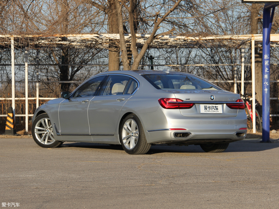 2016R7ϵ 750Li xDrive