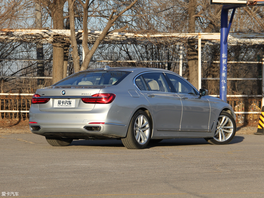 2016R7ϵ 750Li xDrive