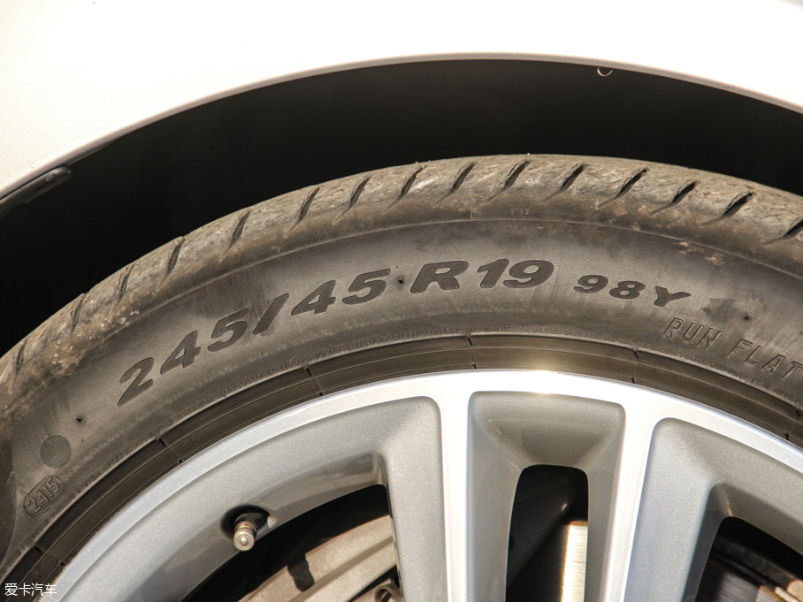 2016R7ϵ 750Li xDrive