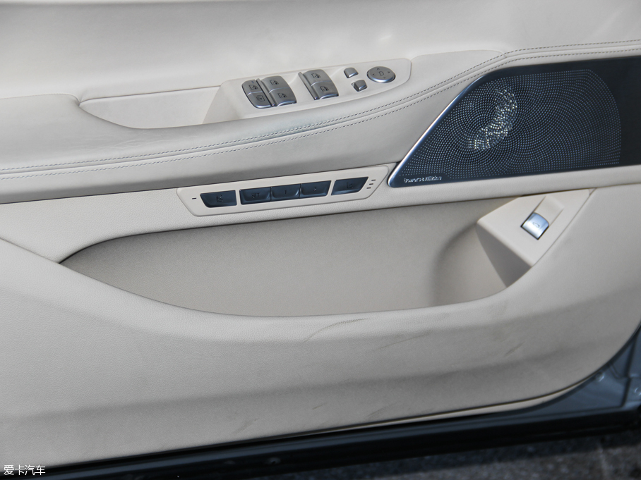 2016R7ϵ 750Li xDrive