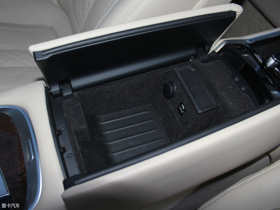 2016R7ϵ 750Li xDrive