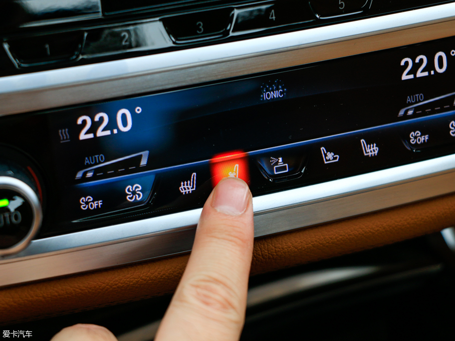 2016��R7ϵ 730Li ���A��