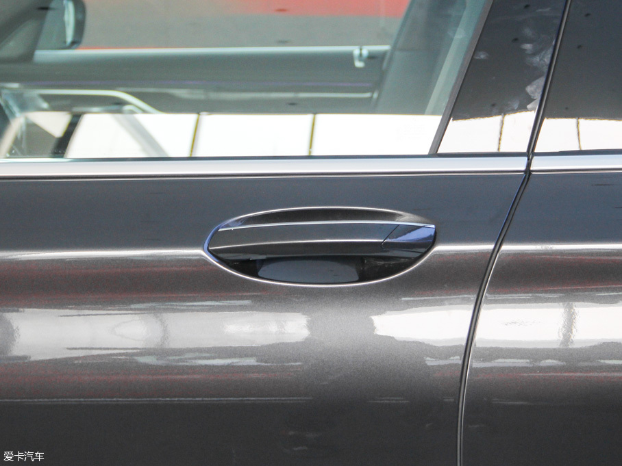 2016��R7ϵ 730Li ���A��