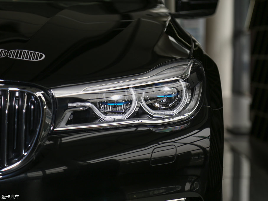 2016��R7ϵ 740Li ���A��