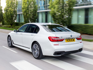 2016730d xDrive M Sport w^