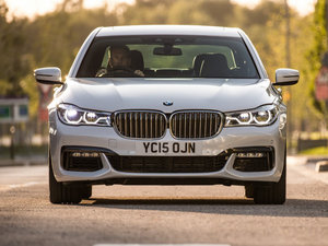 2016730d xDrive M Sport w^