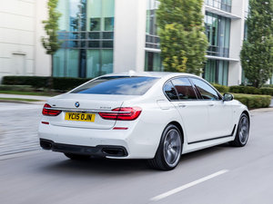 2016730d xDrive M Sport w^