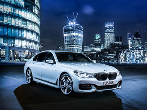 2016730d xDrive M Sport w^