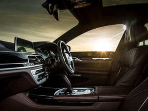 2016款730d xDrive M Sport 空间座椅