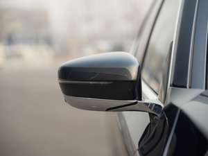 2016750Li xDrive (x)(ji)^