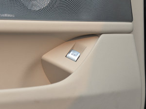 2016750Li xDrive п؅^