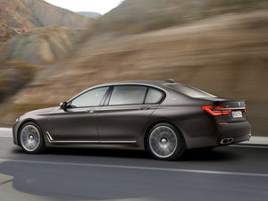 2016M760Li xDrive w^