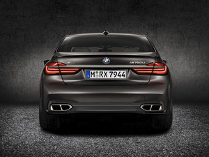 2016款M760Li xDrive 整体外观