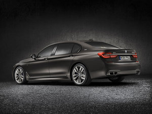 2016款M760Li xDrive 整体外观