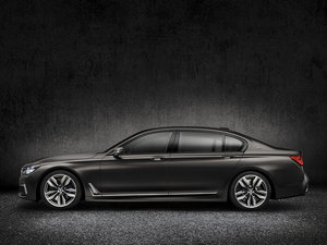 2016款M760Li xDrive 整体外观