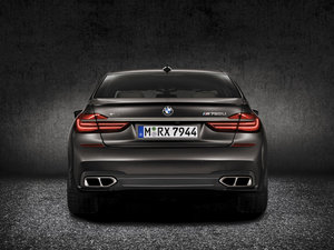 2016款M760Li xDrive 整体外观
