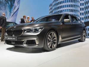2016款M760Li xDrive 整体外观